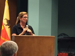 St. Johns Riverkeeper Lisa Rinaman addresses the April Port Task Force meeting.